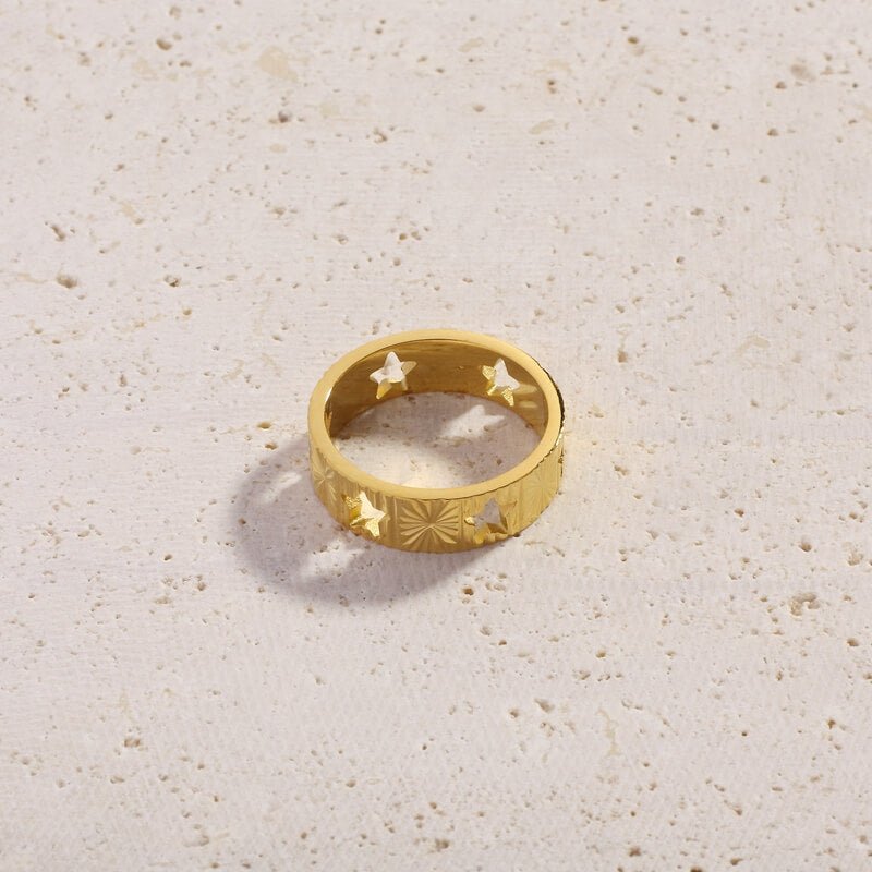 Kamelia Ring