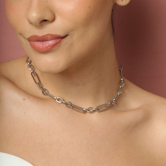 Catalda Silver Necklace