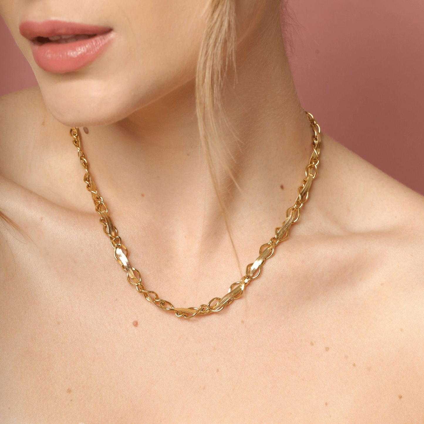 Mar Chain Necklace
