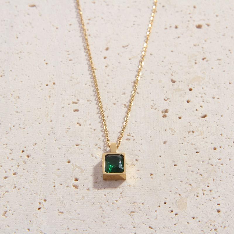Vert Necklace