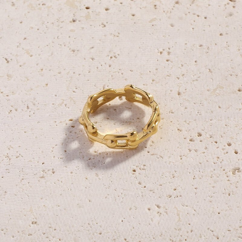 Yuberta Ring